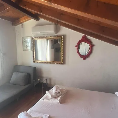Diana Jesenice (Split-Dalmatia)