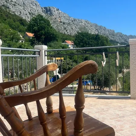 Diana * Jesenice (Split-Dalmatia)